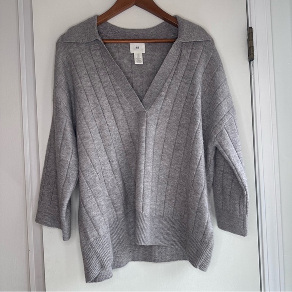 H&M Ribbed Knit Collared Sweater Gray Size M - Picture 1 of 5